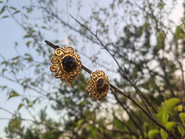 Vintage gold-plated earrings